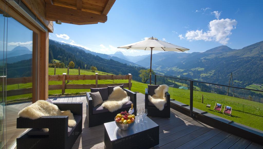 Maierl-Alm & Maierl-Chalets Kirchberg in Tirol Rum bild